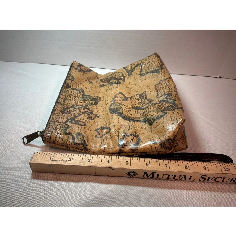 Patricia Nash Signature Map Leather Foldover Wristlet Clutch Wallet Brown Europe